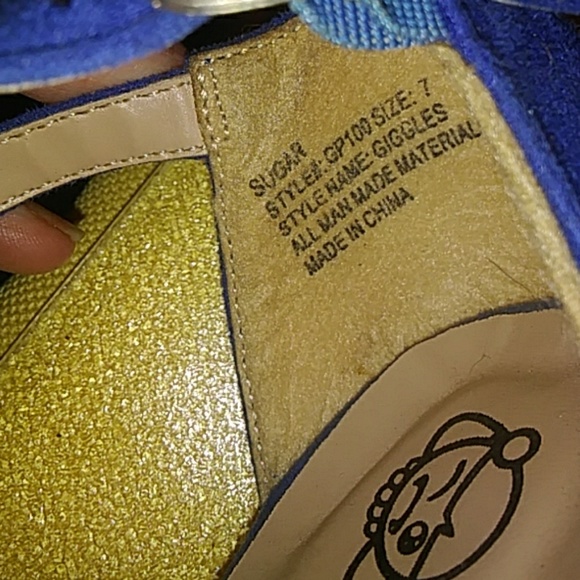 Woman's heels - Picture 6 of 7